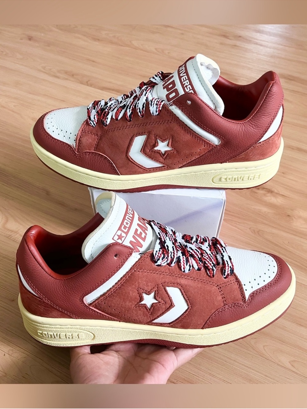 Converse Weapon OX Paris
Men's Walking Shoes Size 9.0
Ritual Red White Sneakers - Picture 1 of 10